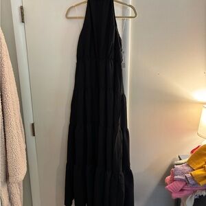 Elegant Black Halter Maxi Dress